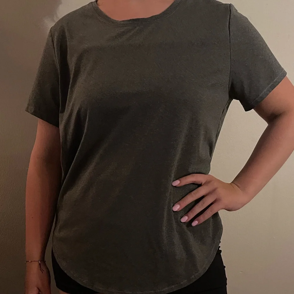 All In Motion Workout Top - Picture 4 of 5